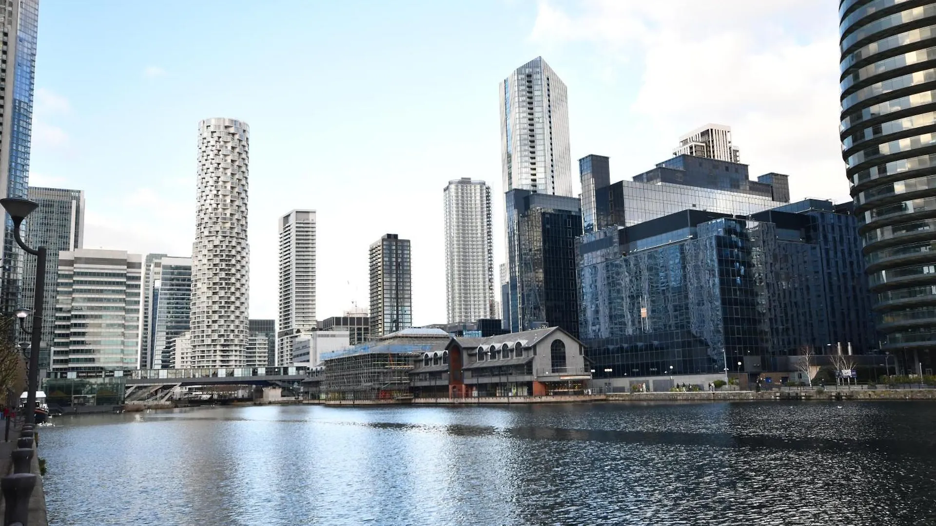 Comfortable 2 Bedroom Flat With Great View Near Canary Wharf London 0*,