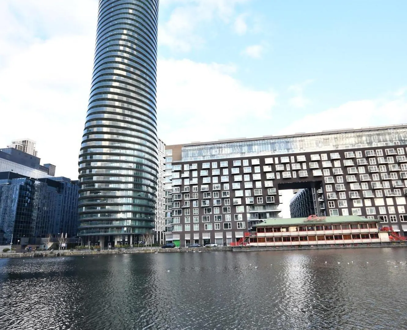 Apartment Comfortable 2 Bedroom Flat With Great View Near Canary Wharf London