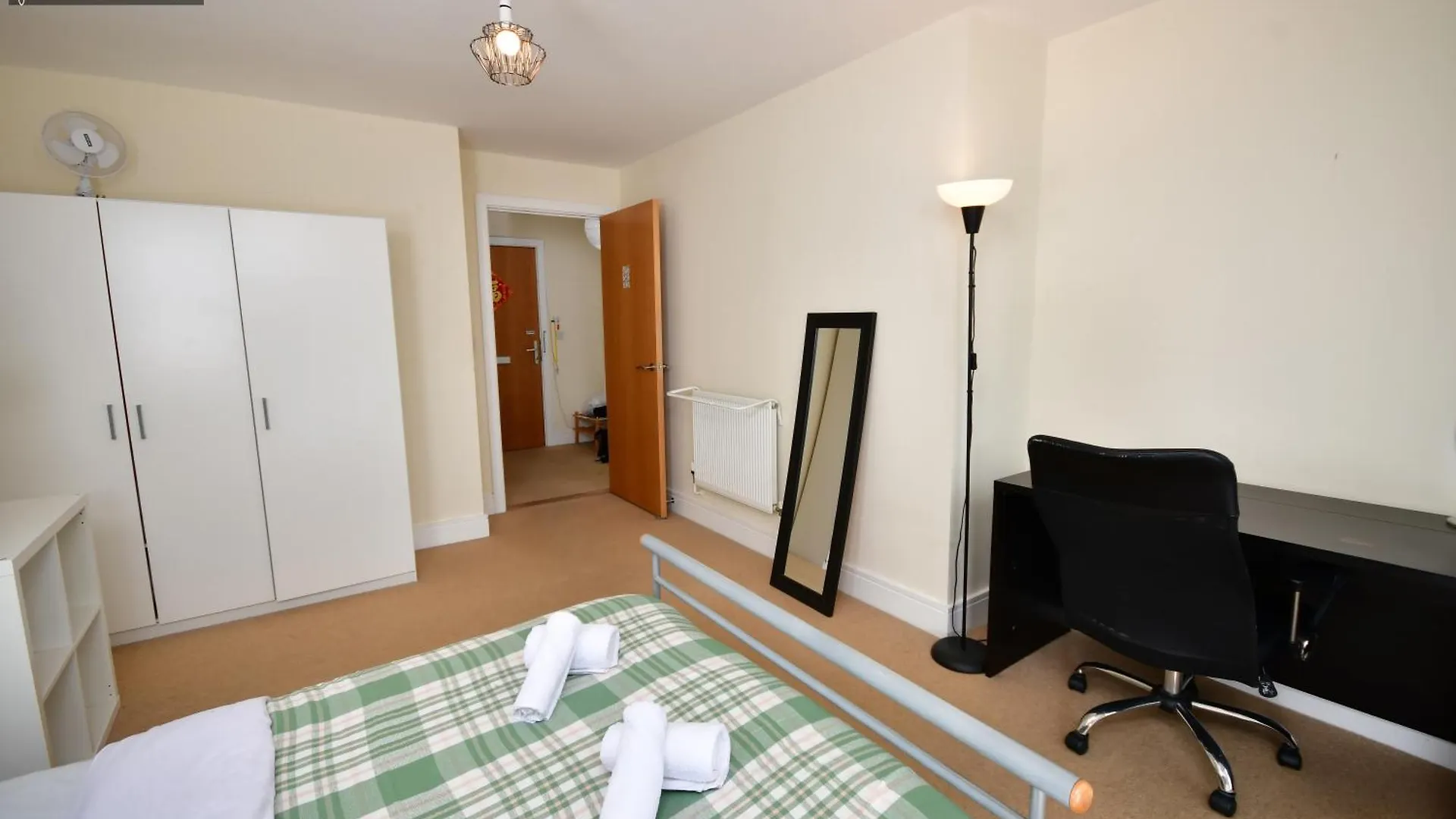 Apartment Comfortable 2 Bedroom Flat With Great View Near Canary Wharf London
